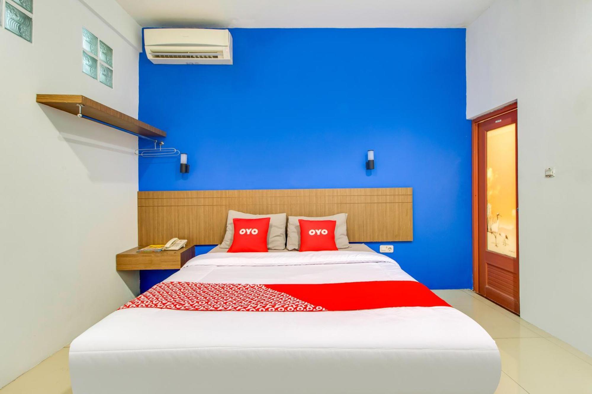 Oyo Flagship 3753 Cassa Dua Hotel Cimahi Exterior foto