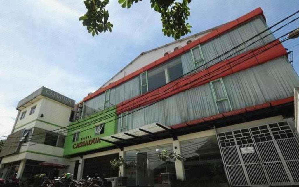 Oyo Flagship 3753 Cassa Dua Hotel Cimahi Exterior foto